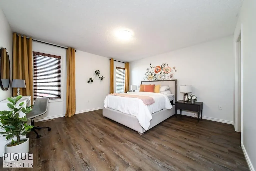 Appartement Chic 3Br Modern Home - Wi-Fi - Netflix - Sleeps 8! Edmonton