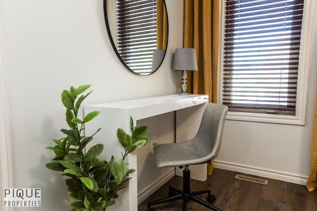 Appartement Chic 3Br Modern Home - Wi-Fi - Netflix - Sleeps 8! Edmonton